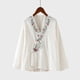 thumbnail image 4 of Tops de Manga Corta de las Mujeres Bordado Casual Cuello en V Botón de Color Sólido para Primavera Verano, Mezcla de Poliéster Estilo de Lino para el Uso Diario, 4 of 7