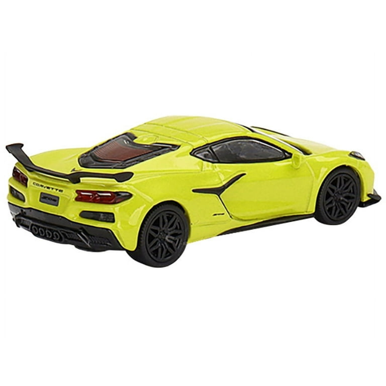 2023 corbeta z06 amarillo