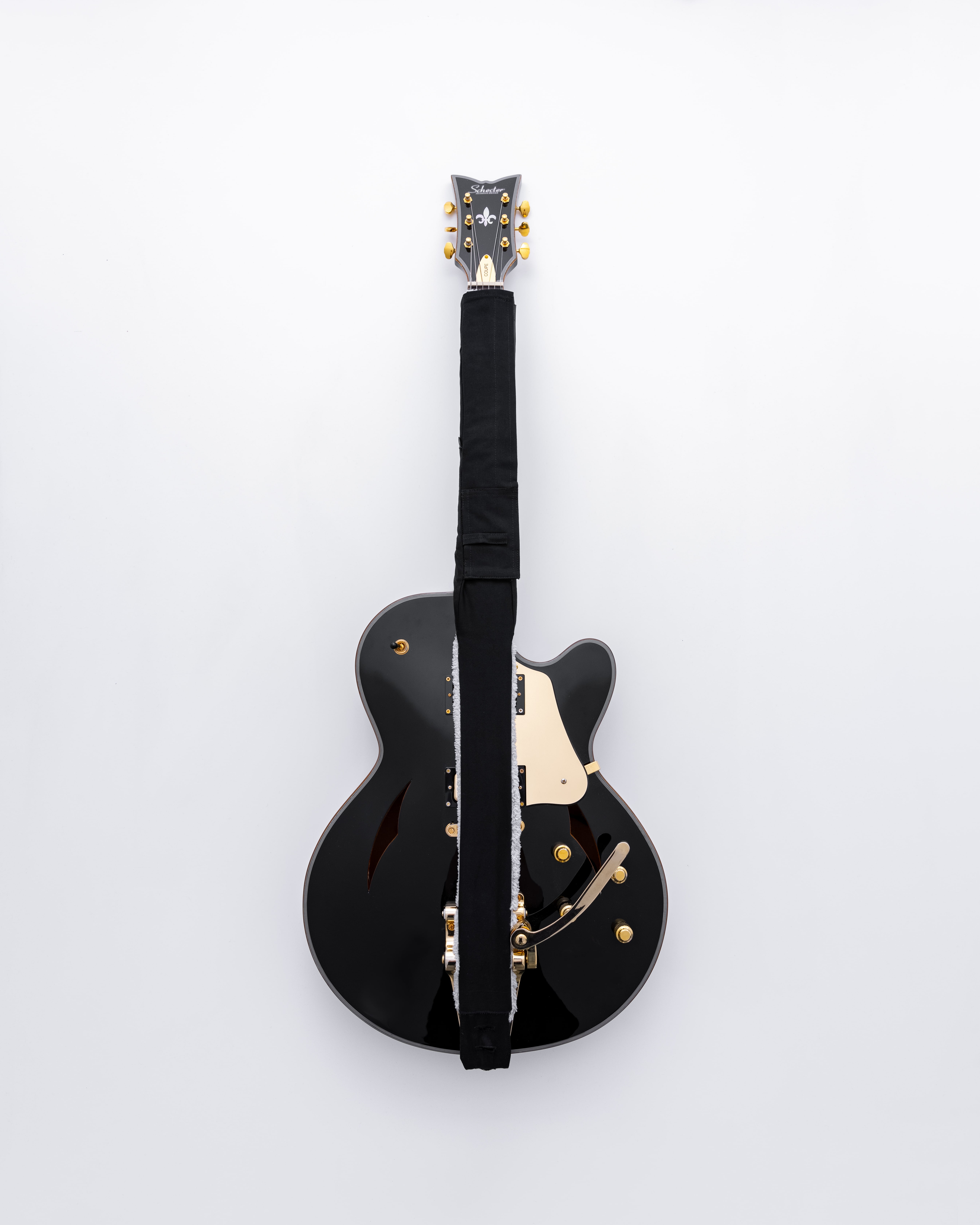 String Sling Guitar Strap With Strap Locks and Pick Pack Black
