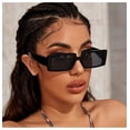 thumbnail image 2 of Gafas De Sol con montura pequeña para mujer, lentes cuadradas De Color gelatina a la moda, tendencia De viaje al aire libre, UV400, 2 of 4