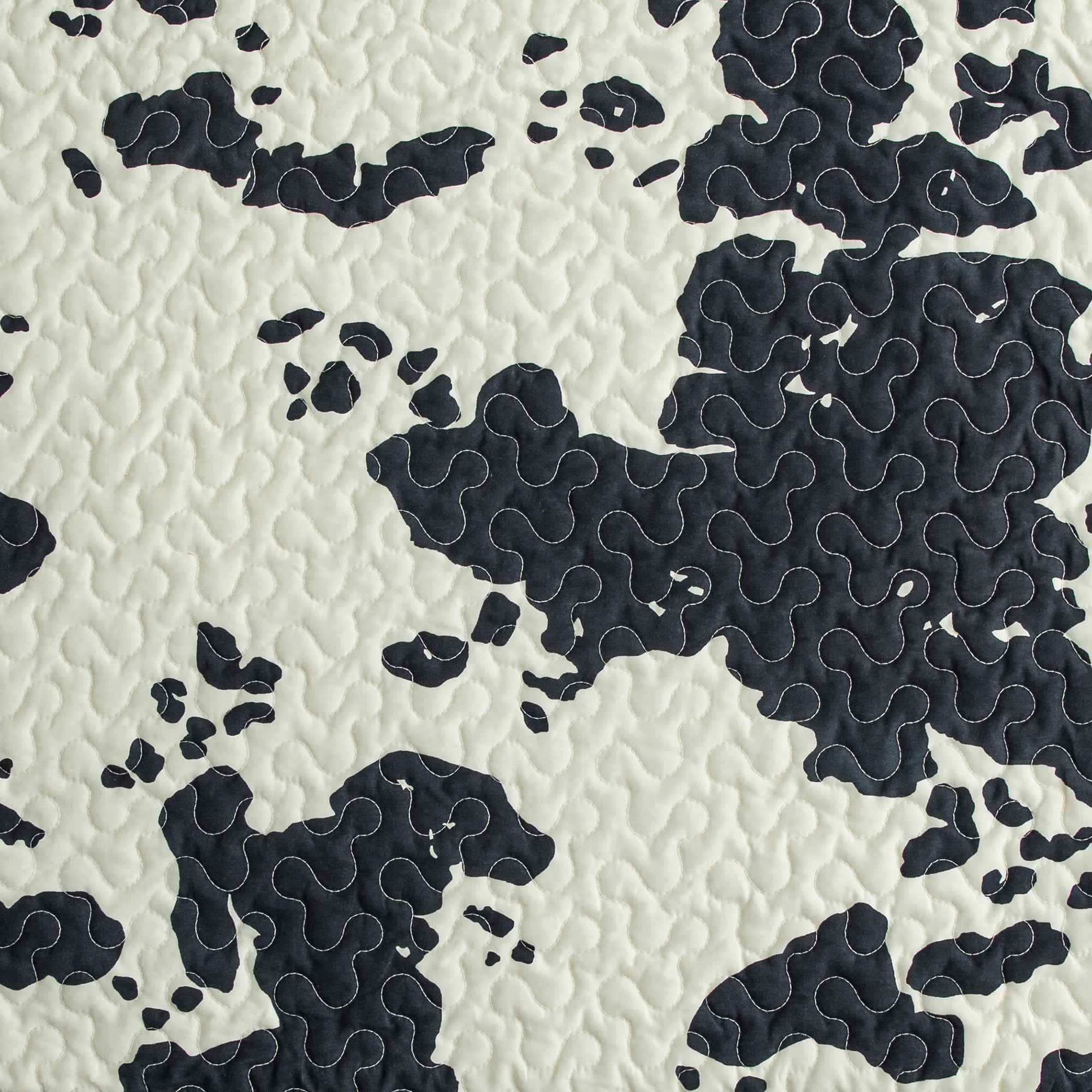 Indigo Hill Clara Cowhide 3 Piece Black Cow Print Reversible Cotton Quilt Set, Western Bedding, Full/Queen