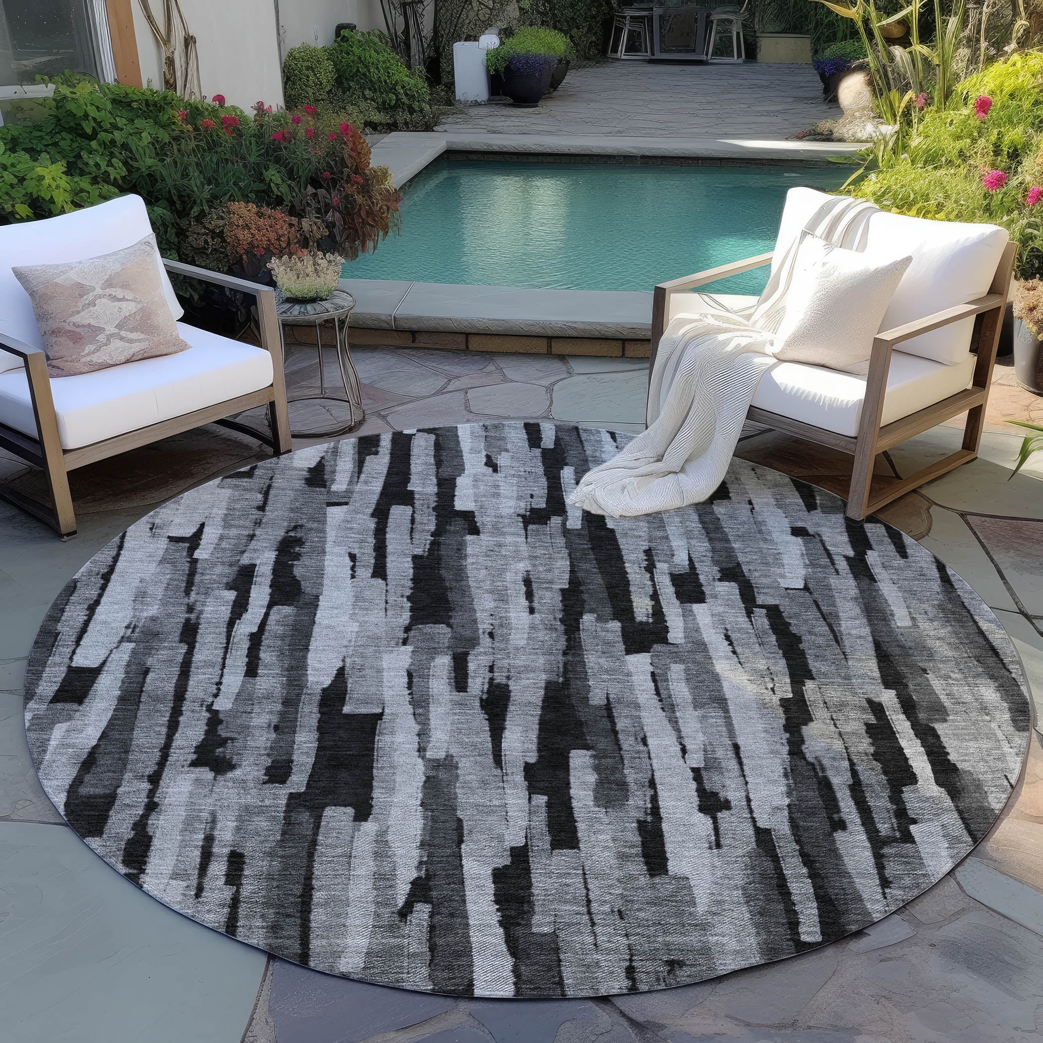 Addison Rugs Chantille Indoor/Outdoor Transitional Stripes Gray Washable Round Rug, 8' x 8'
