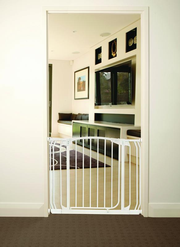 Dreambaby Chelsea Auto Close Stay Open Security Gate With Two 3.5" Extensions-Finish:White - image 3 of 9