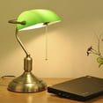 thumbnail image 3 of Illuminez Vos Rêves : Lampe de Bureau en Verre Vert avec Interrupteur à Chaîne, Style Classique pour un Coin Lecture Confortable, 3 of 5