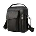 thumbnail image 1 of Bolso bandolera de piel para hombre con estilo bandolera, 1 of 2