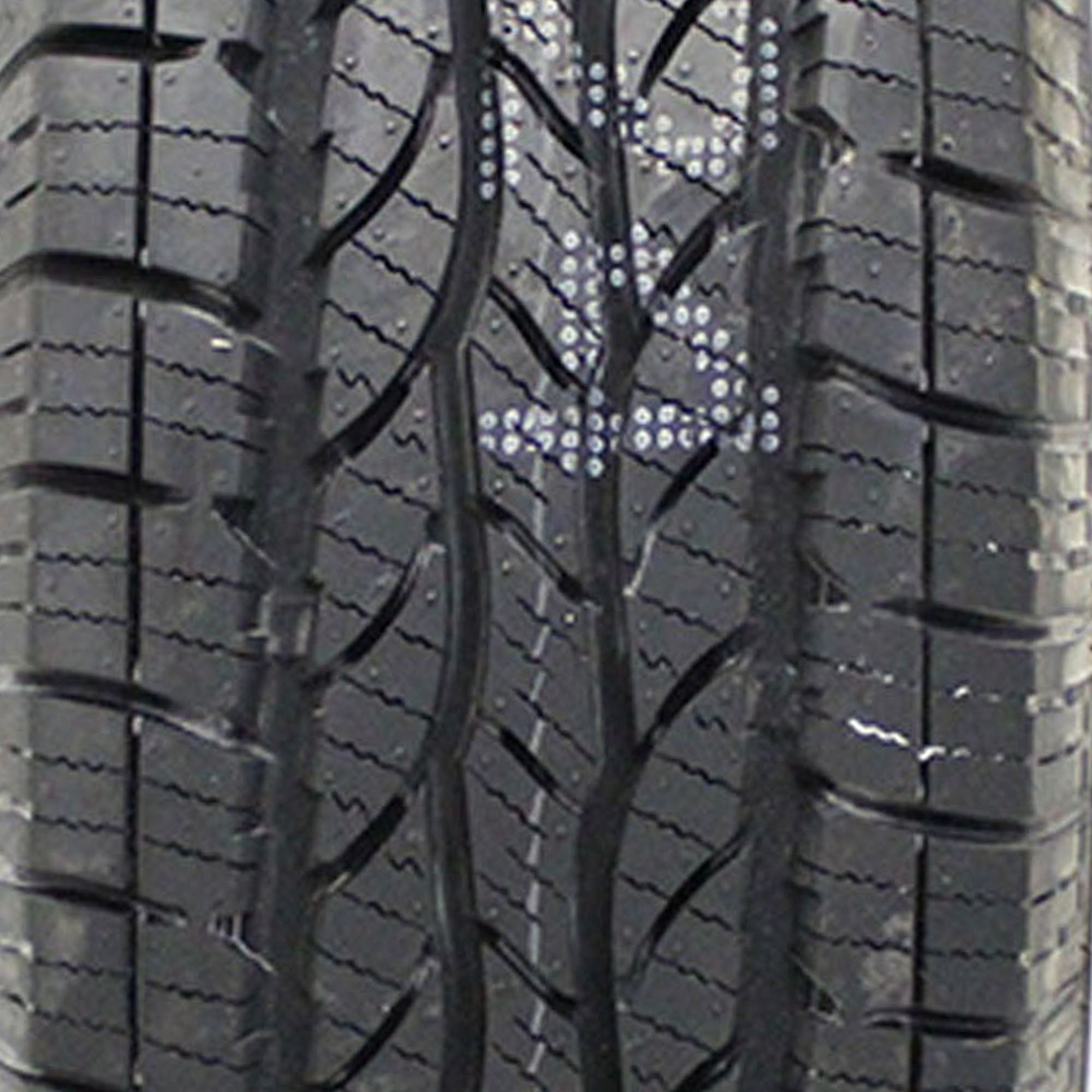 Maxxis HT-770 Bravo Series P265/70R18 116H Tire Fits: 2017-22 Nissan Armada SV, 2023 Nissan Armada S