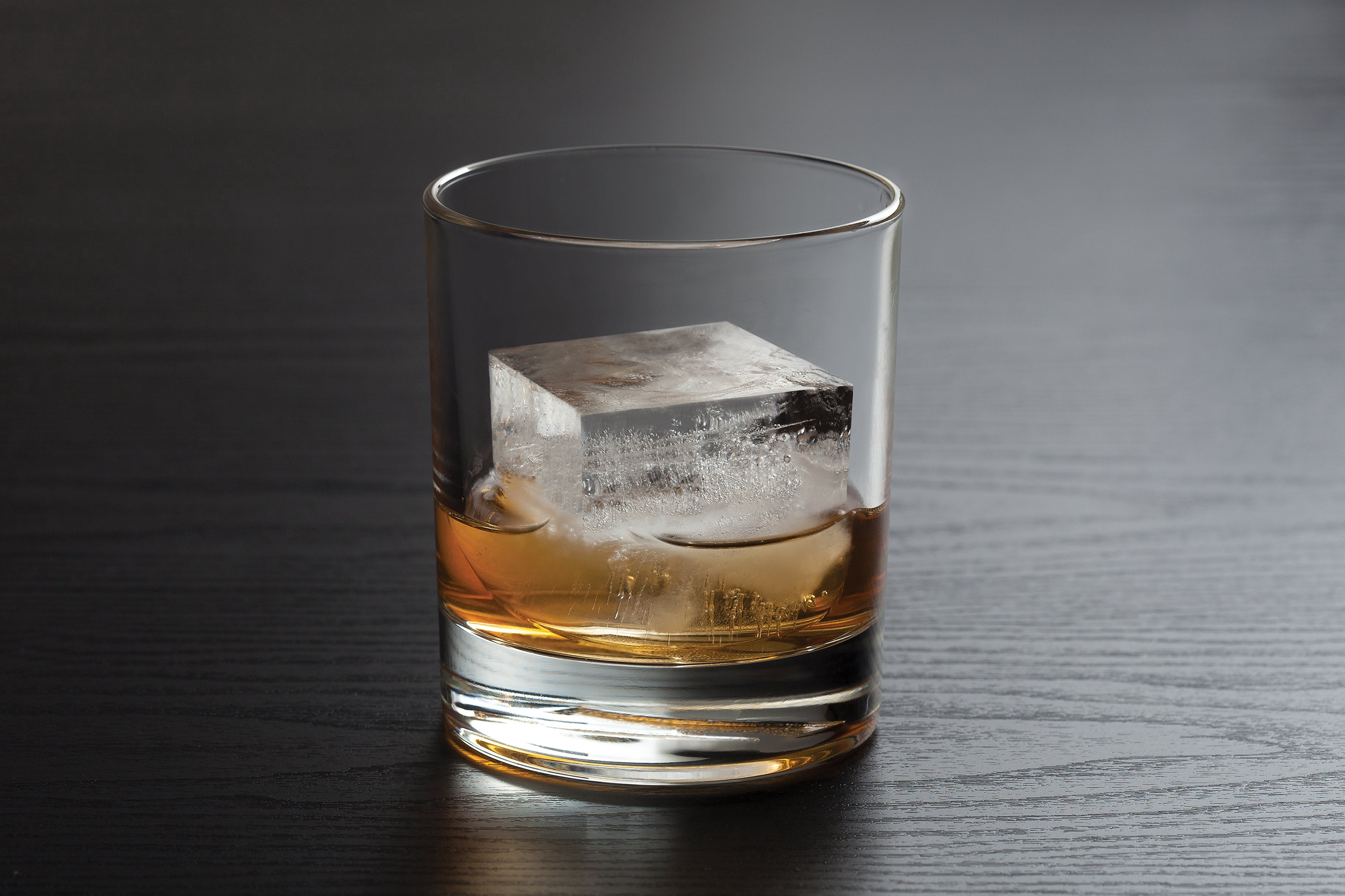 HIC Kitchen Big Block Silicone Ice Cube Tray, European-Grade, Non-Stick, Makes 8 Large Ice Cubes, Set of 2
