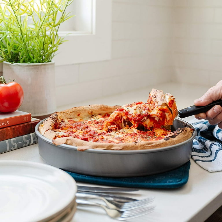 Chef Pomodoro Sicilian Deep Dish Square Pizza Pan, 13.2 x 13.2 Inch,  Non-stick Aluminum, Focaccia Crust, Dough Pre-Seasoned Bakeware Kitchenware