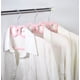 thumbnail image 4 of Perchas de plástico con lazo de amor rosa y corazón de niña, antideslizantes, para dormitorio de estudiantes, para colgar ropa, 4 of 6