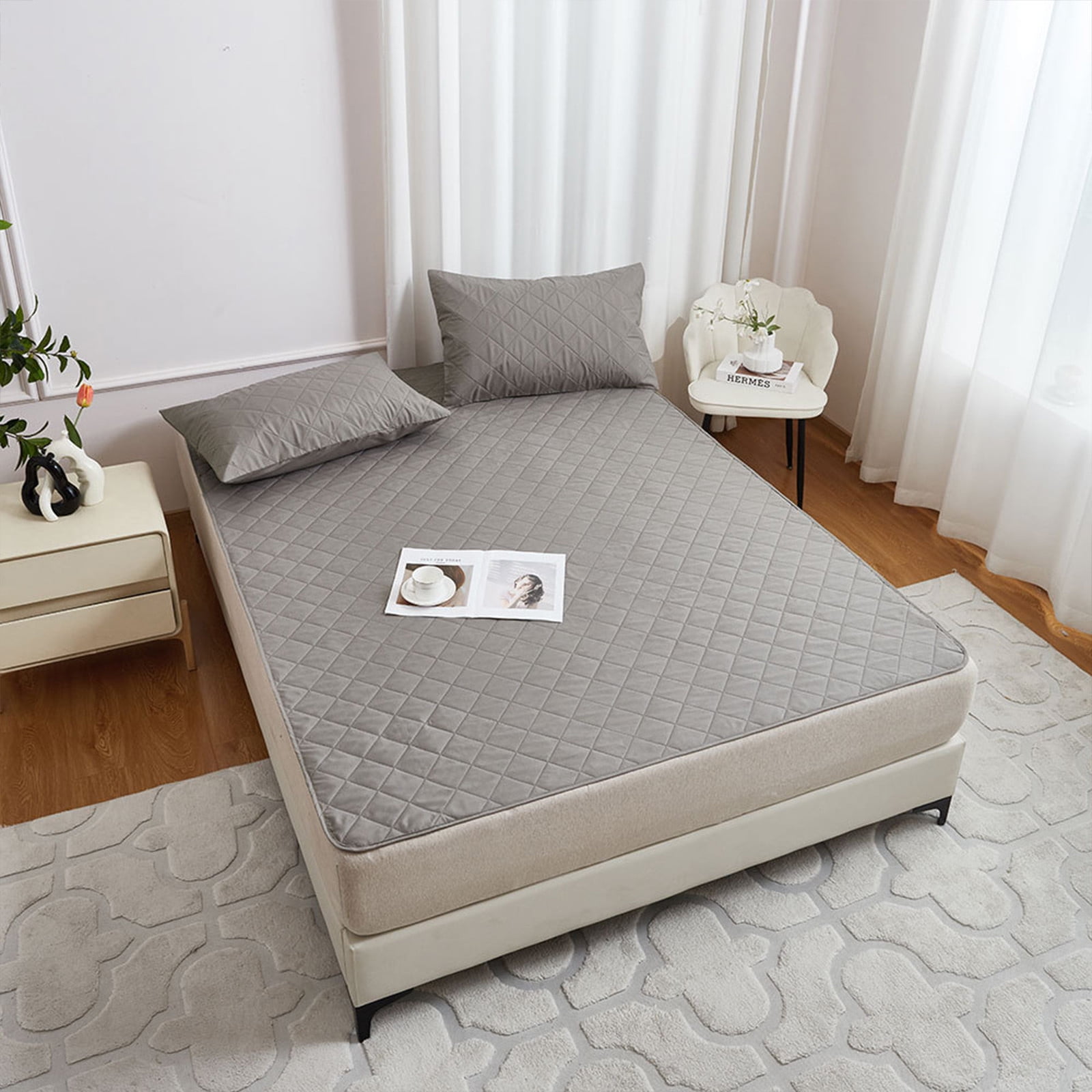 Qocolhg Twin Size Mattress Protector with Straps, Bed Pads for Incontinence Washable, Reusable Waterproof Bed Pads for Elderly, Kids, Women or Pets, Noiseless Bed Protector, 70.8x78.7 inch Gray