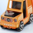 thumbnail image 4 of Cargador Inalámbrico para Coche 6 en 1 con Forma Innovadora de Coche, Cargador de Escritorio de Carga Rápida de 15 W, ¡Ideal para Regalar Naranja., 4 of 5