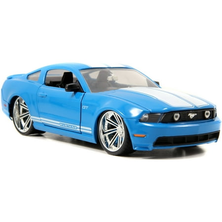 Antique Ford Mustang - 2010 Ford Mustang, blue with white stripes