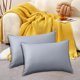 thumbnail image 5 of Funda de almohada rectangular impermeable para exteriores – Protector de cojín moderno y liso para muebles de patio, jardín y piscina., 5 of 6