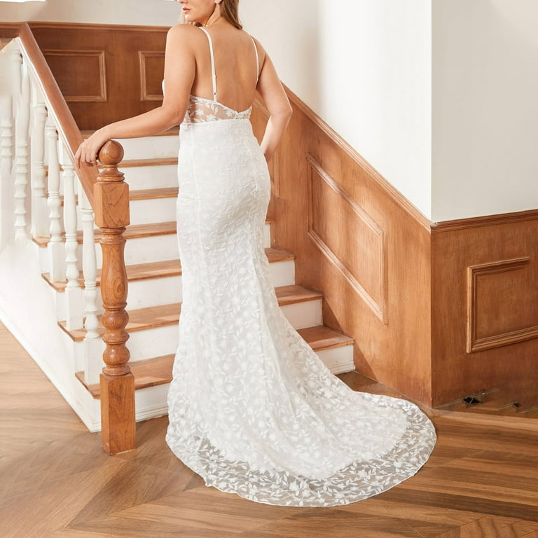 Dailytrove Women's V-Neck Lace Wedding Dress-Floor-Length-Bridal-Intricate Lace Design, Size: DT-2XL