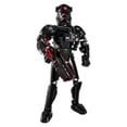 thumbnail image 4 of Kit de construcción LEGO Star Wars Elite Tie Fighter Pilot 75526, 4 of 7