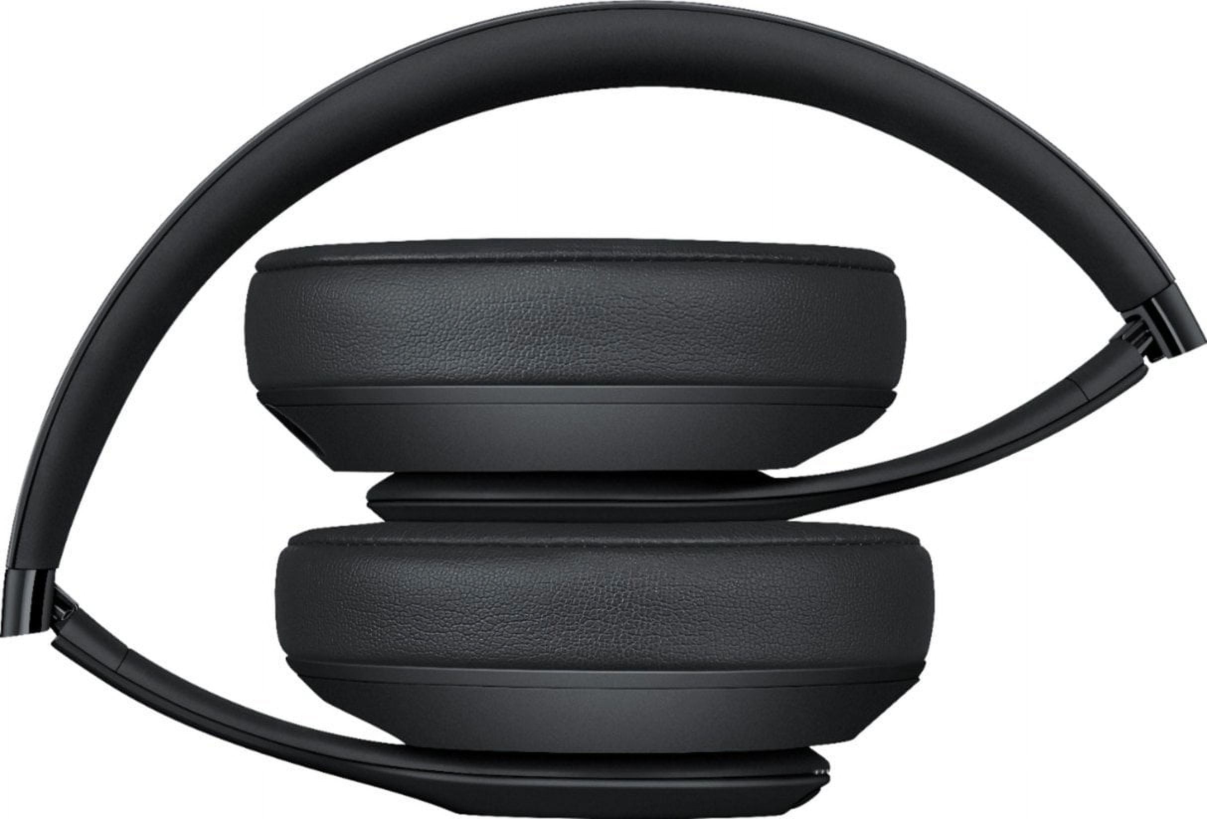Beats Studio3 Wireless Noise Cancelling Headphones with Apple 