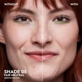 thumbnail image 2 of Foundation Urban Decay Face Bond autoendurecible a prueba de agua, 2 of 8