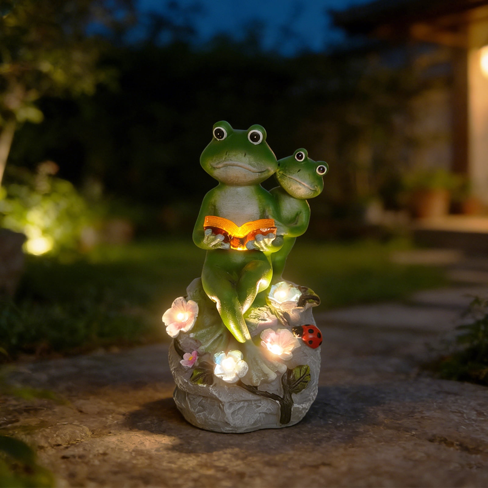 Solar LED Frog Garden Statue - Reading Frog Couple with Flower Lights, Whimsical Outdoor Decor for Patio, Lawn, Yard, Gift for Garden Lovers