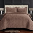 thumbnail image 1 of Tribeca Living Juego de cama King de tres piezas con edredón de terciopelo extragrande, 260 g/m², juego acolchado de terciopelo suave que incluye un edredón y dos fundas de almohada color gris pardo c, 1 of 3