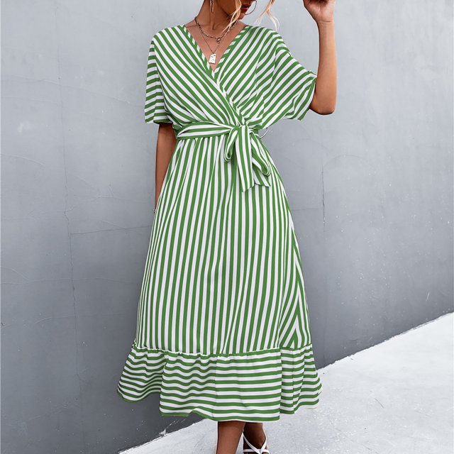 Jusqu'à 65 % de Réduction! Robes d'Été Mode pour Femmes 2024 Grande Taille Couleur Volant Élégant Ample Manches Courtes Col Rond Robe