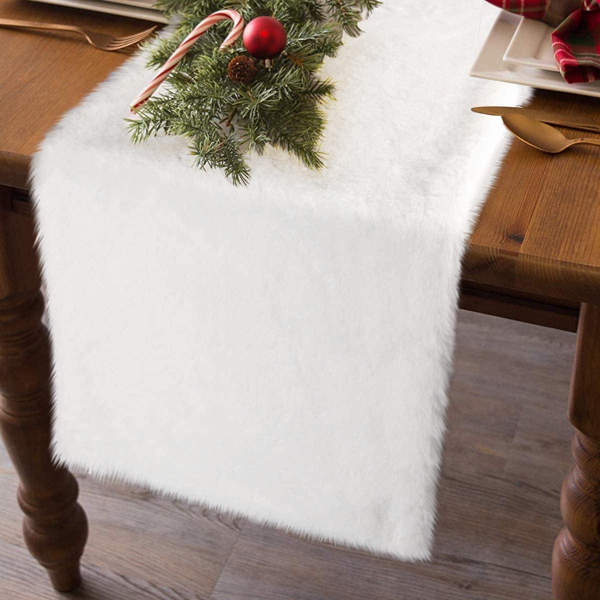yuboo White Christmas Table Runner,15 x 108 Inches Faux Fur Party Decoration for Bed/Cabinet/Dinning Table/Shelf Decorations