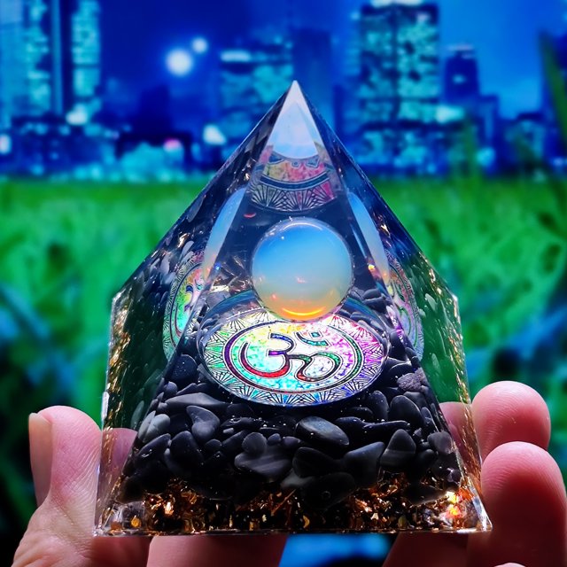 Pirámide de energía, orgonita, bola de amatista natural, cristales curativos, herramienta para chakras, adornos, piedras de resina, artesanía, regalo para niños, pirámide
