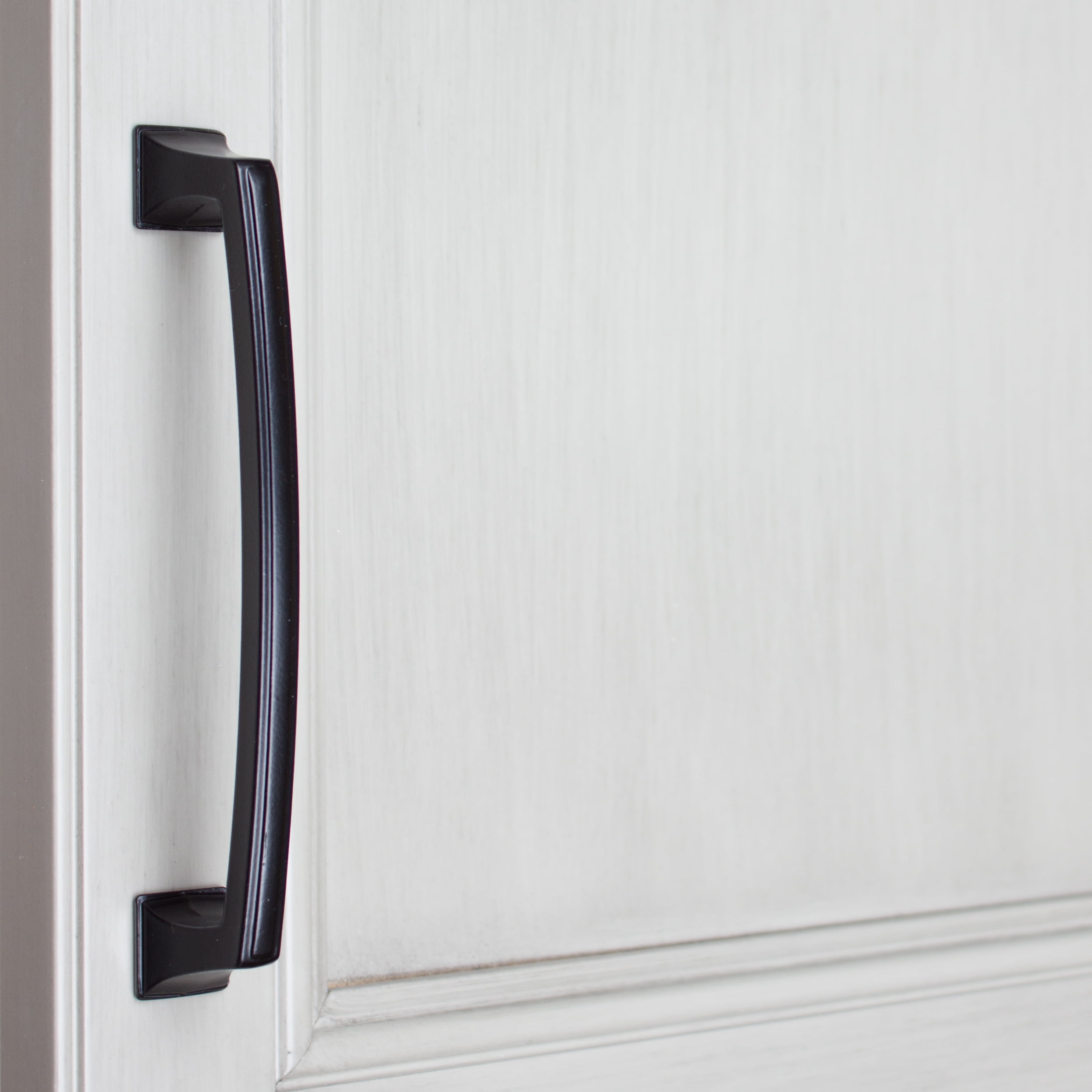 GlideRite 5 in. Center Classic Base Pull Cabinet Hardware Handles, Matte Black, Pack of 25