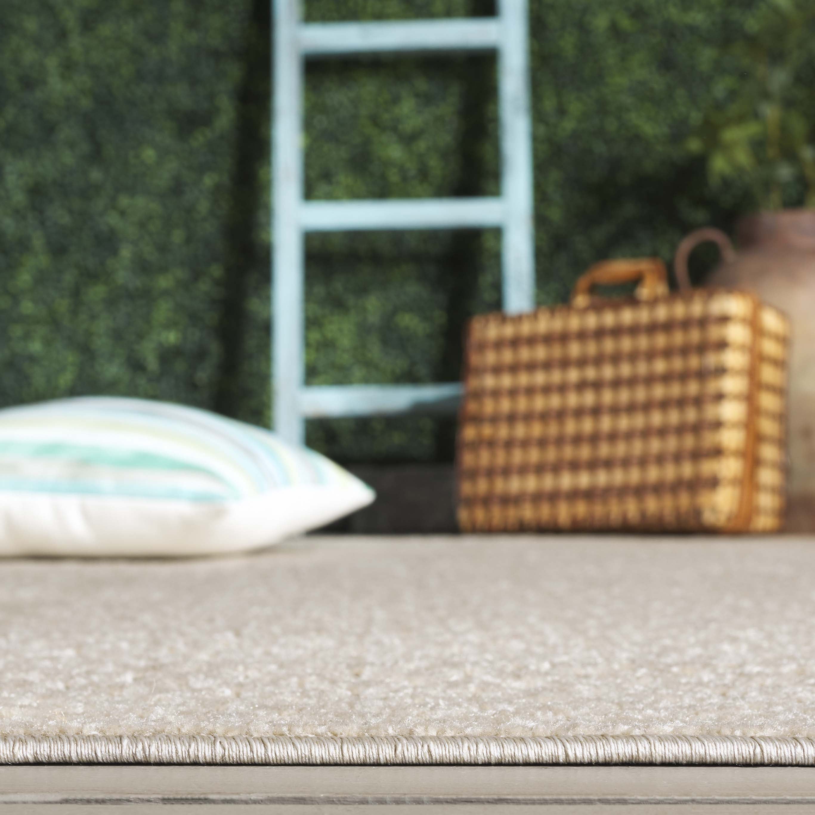 SAFAVIEH Stella Alton Geometric Indoor/Outdoor Area Rug, Beige, 8'2" x 10'