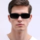 thumbnail image 4 of Gafas de sol rectangulares negras y verdes para mujeres y hombres, gafas de sol modernas de estilo retro con protección UV 400 y marco cuadrado, 4 of 5