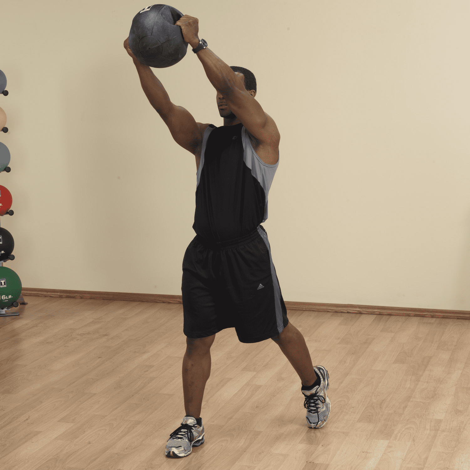BSTDMB14 14lb BLack Dual Grip Medicine Ball