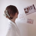 thumbnail image 2 of Pinzas para el cabello grandes, antideslizantes, mate para mujeres de 4 Verde, 2 of 9