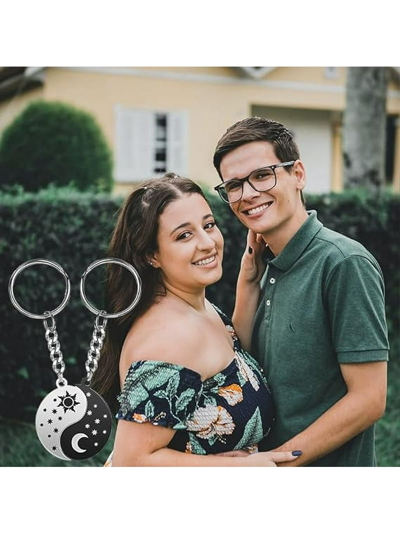 Sun and Moon Keychain Couples Gifts for Boyfriend and Girlfriend