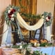 thumbnail image 4 of Letrero de boda con flores (paquete de 2) para fiesta temática, boda, recepción, entrada, señal de bienvenida, decoración Floral Artificial, 4 of 5
