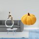 thumbnail image 2 of Estatua de niña, figura femenina, escultura de arte abstracto, almohada de calabaza de Halloween, adorno creativo de resina, decoración para el hogar,, 2 of 8