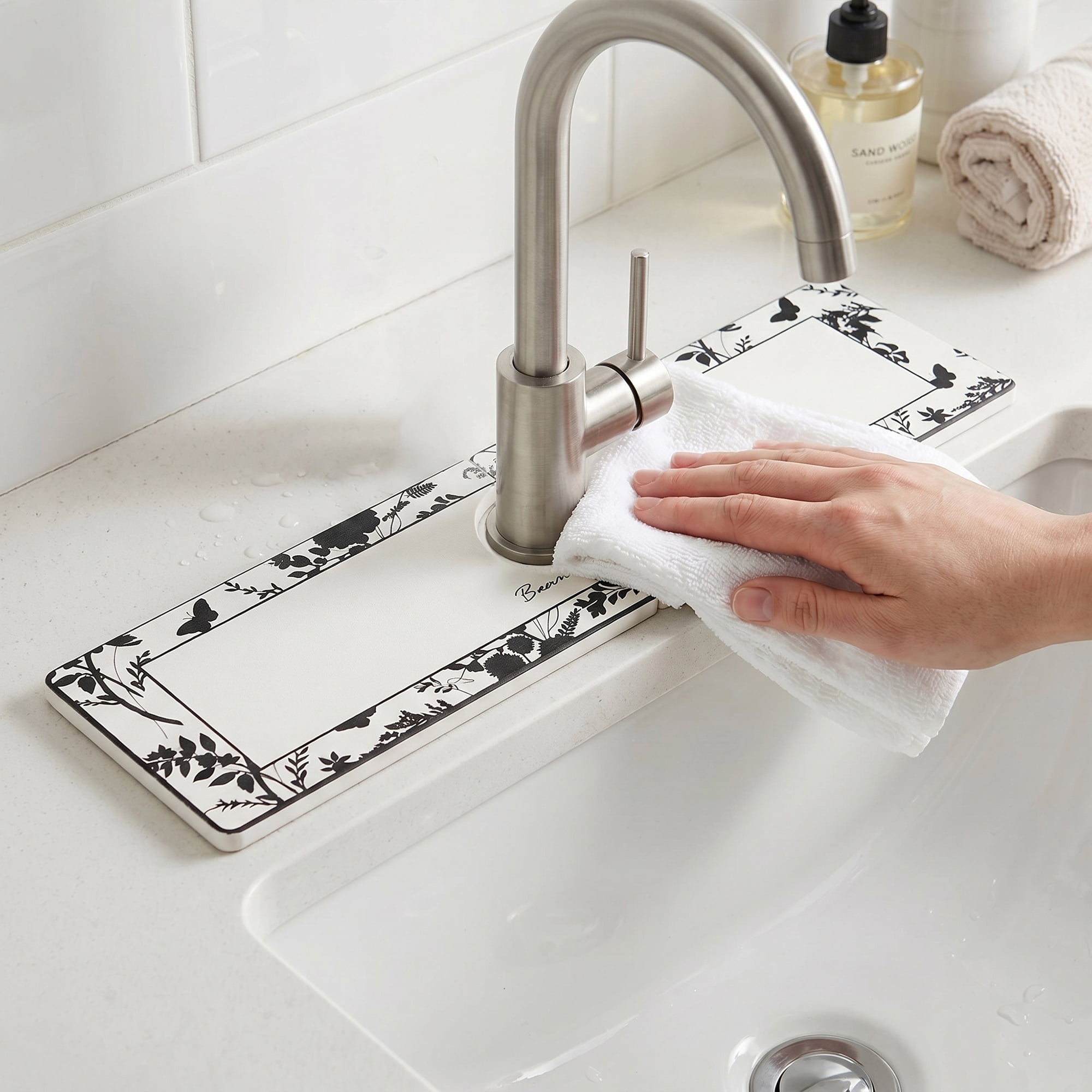 Unique Bargains Faucet Mat Versatile Kitchen Sink Mat for Home Black/White 15.7*3.9 in