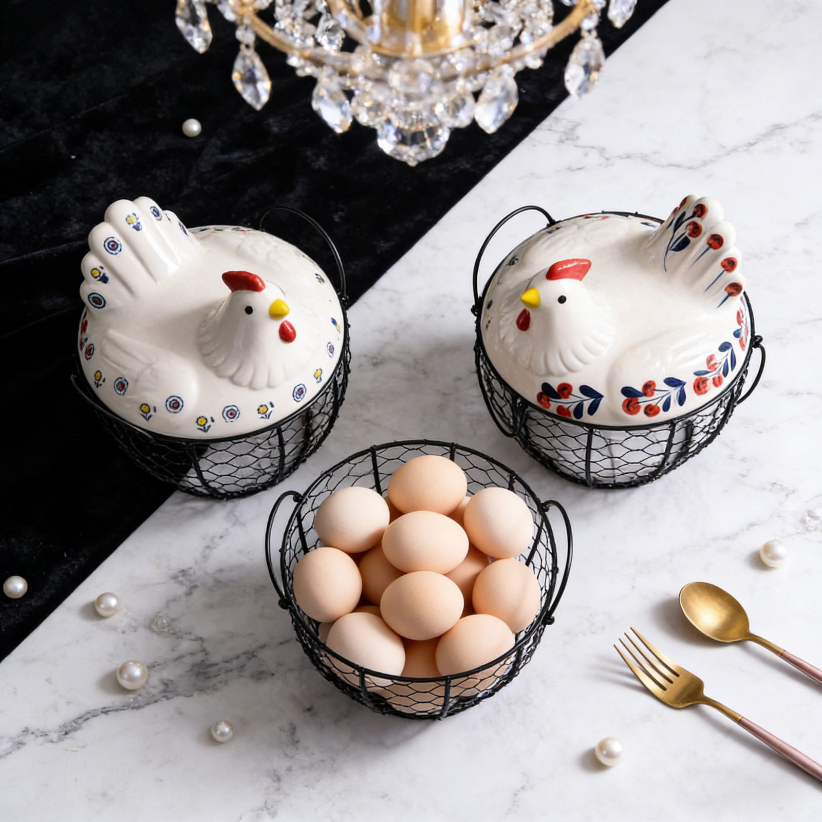 Farmhouse Egg Basket with Ceramic Lid, Black Wire Egg Holder for Fresh Eggs, Decorative Chicken Design Egg Storage Container, Kitchen Countertop Organizer Case for Eggs