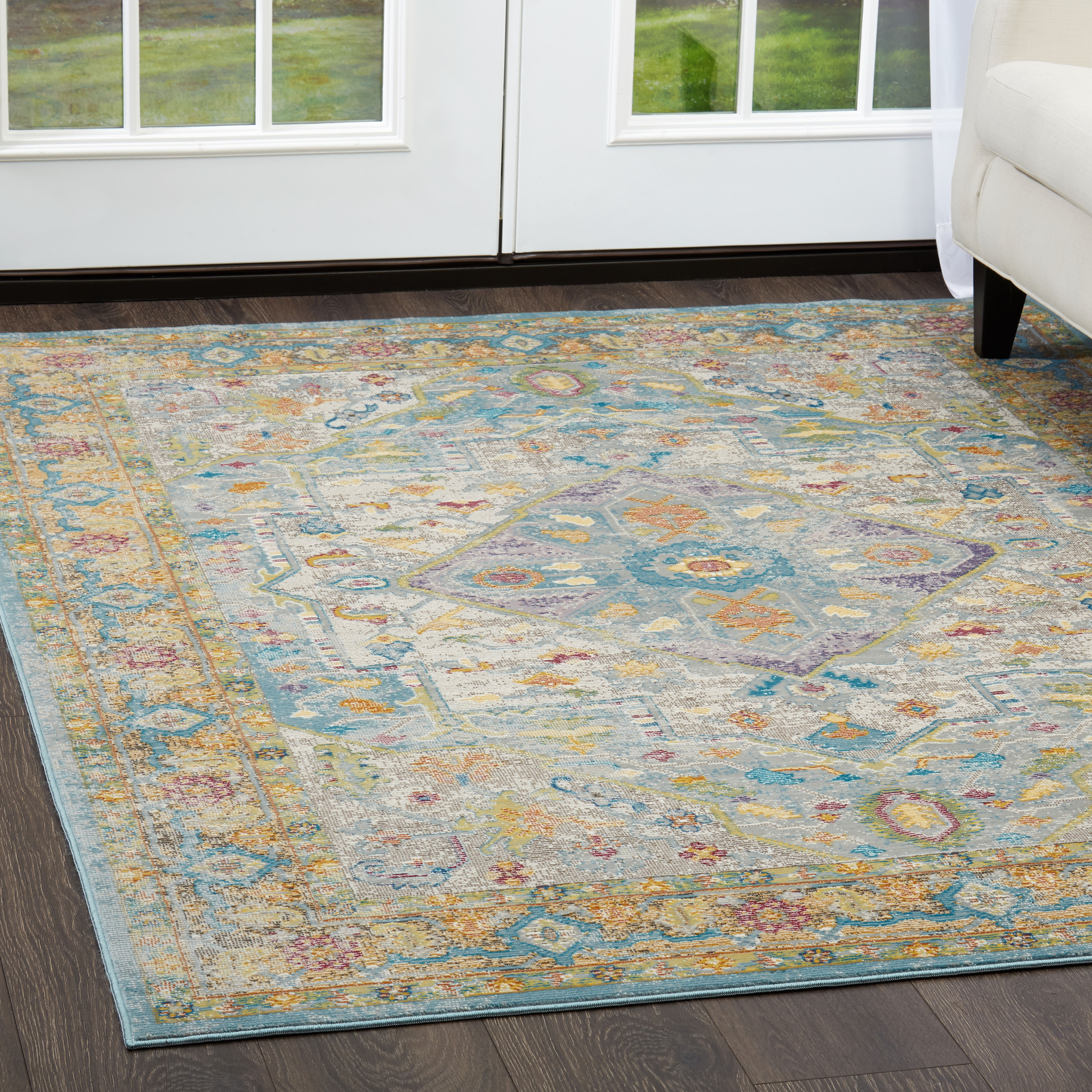Nicole Miller Parlin Peony Area Rug