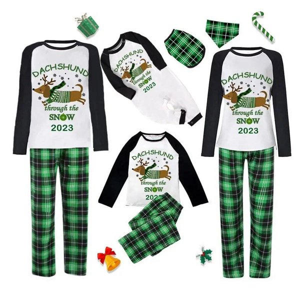 Pijamas familiares navideños a juego, conjunto de pijamas de Dachshund a través de la nieve verde a cuadros, 2023