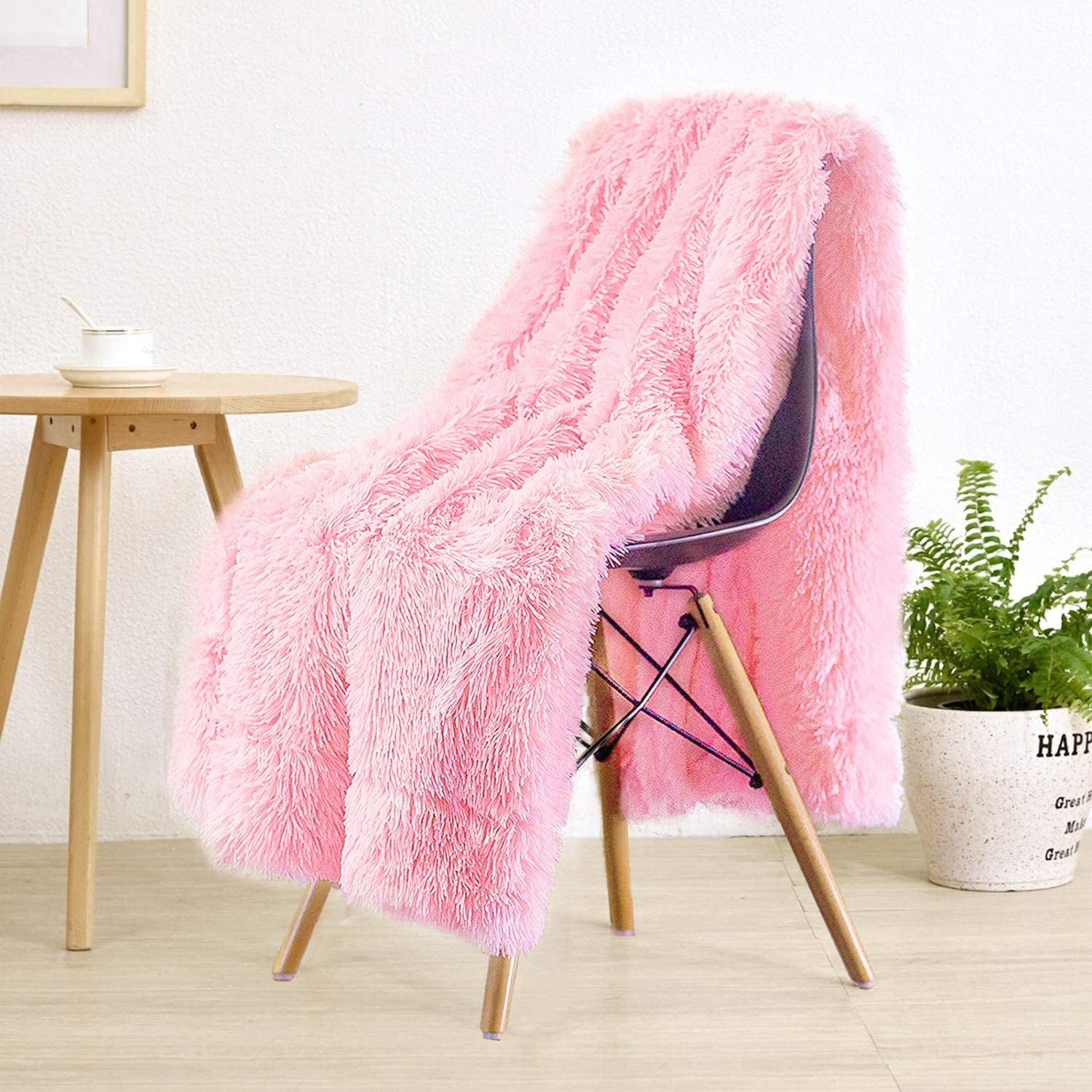 DweIke Premium Shaggy Blanket For Kids, Plush Fuzzy Bed Throw
