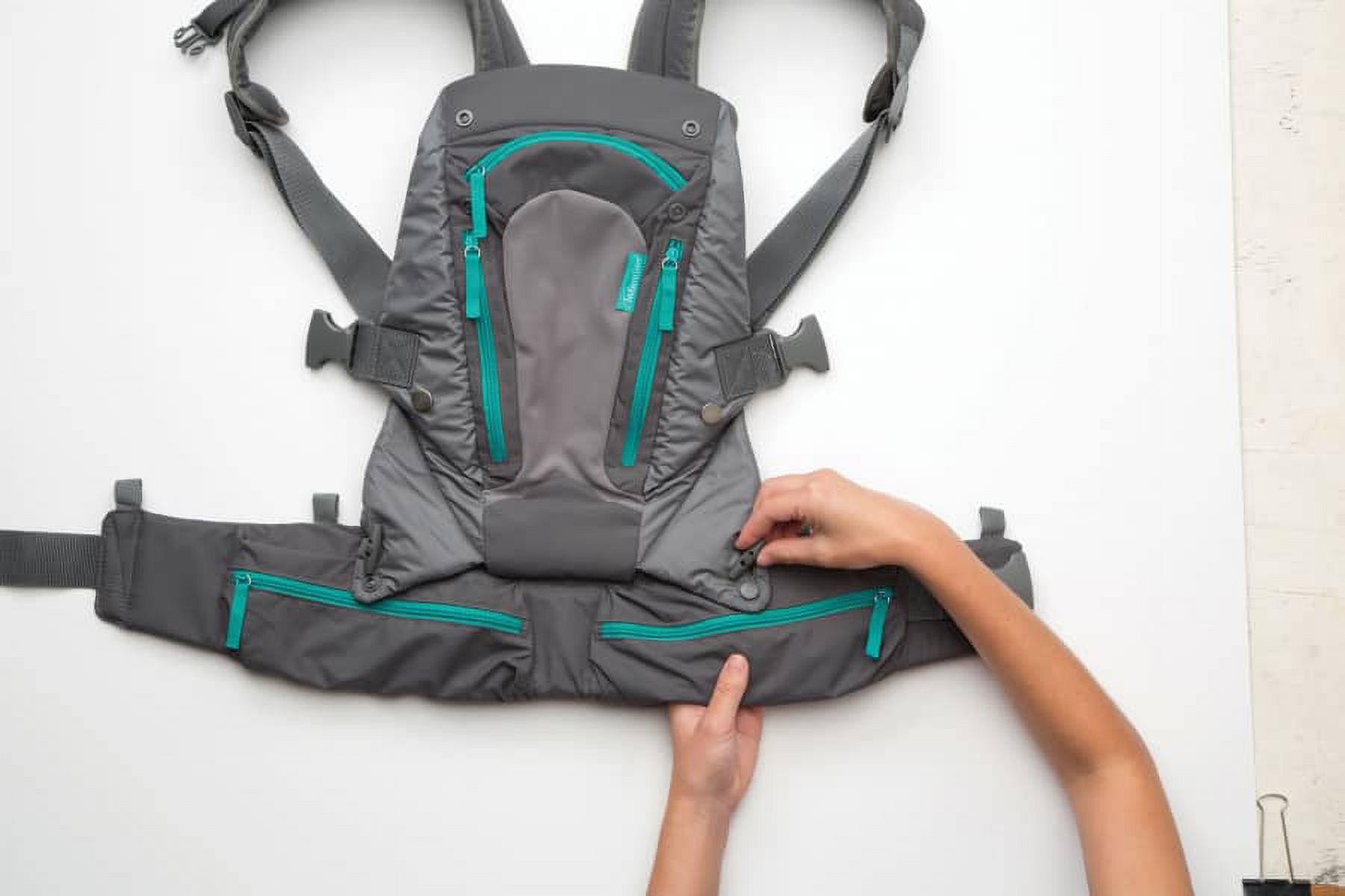 Infantino Carry-on Multi-Pocket Ergonomic Baby Carrier photo 6