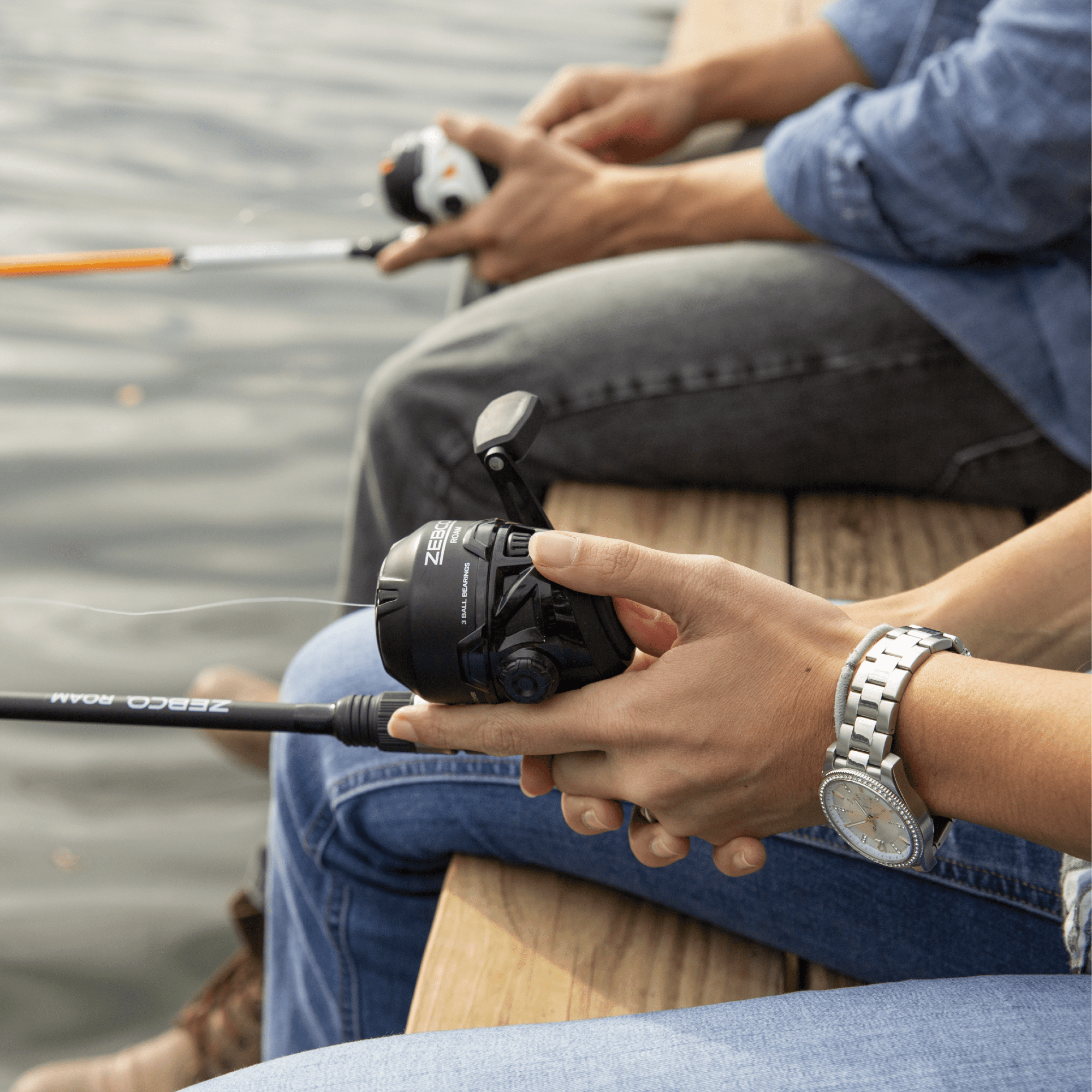 Trademark Games Turquoise 6' Fiberglass Fishing Rod & Reel Combo - Portable  2-Piece Pole with 2000 Aluminum Spi…