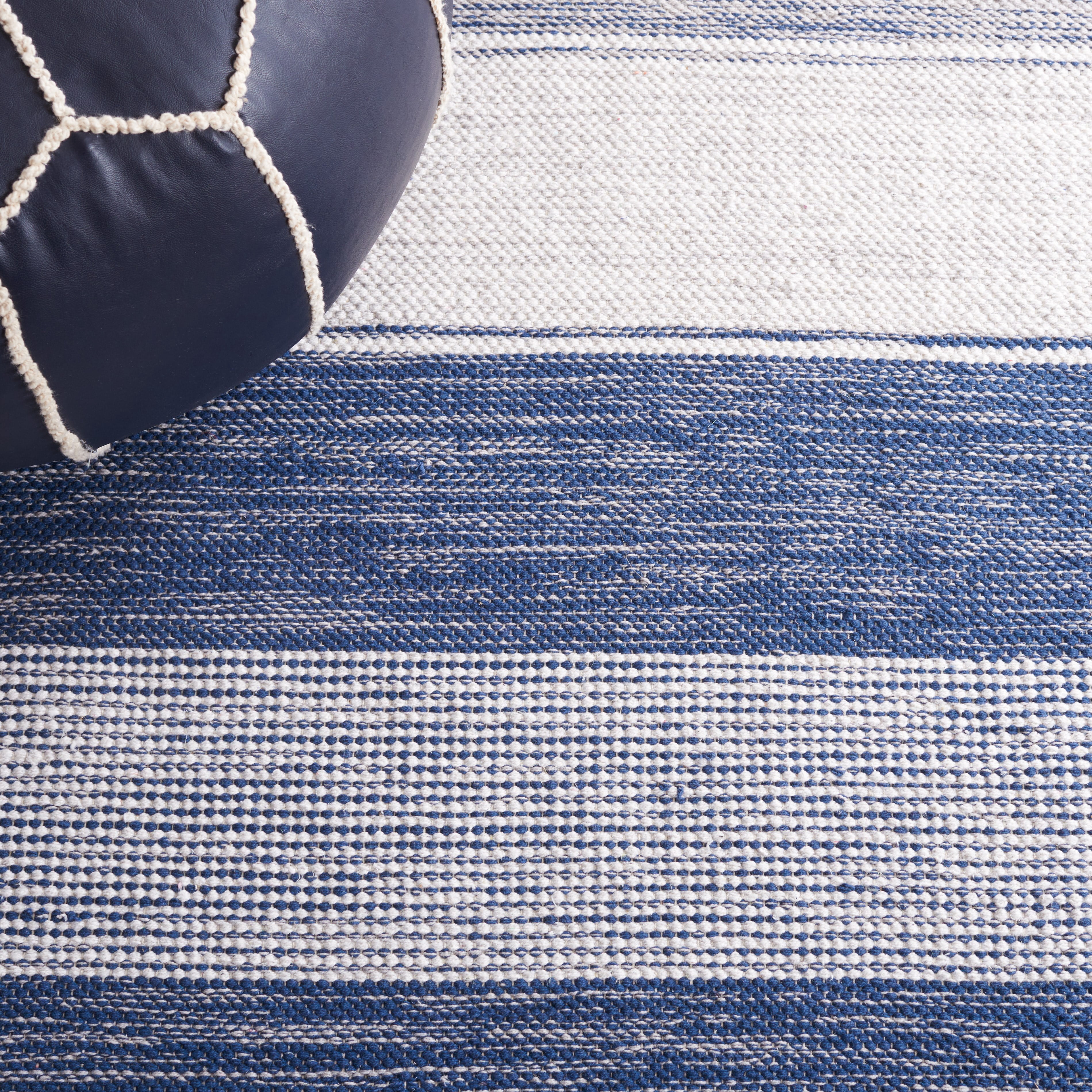 SAFAVIEH Striped Kilim Amina Striped Cotton Area Rug, Grey/Blue, 5' x 8'