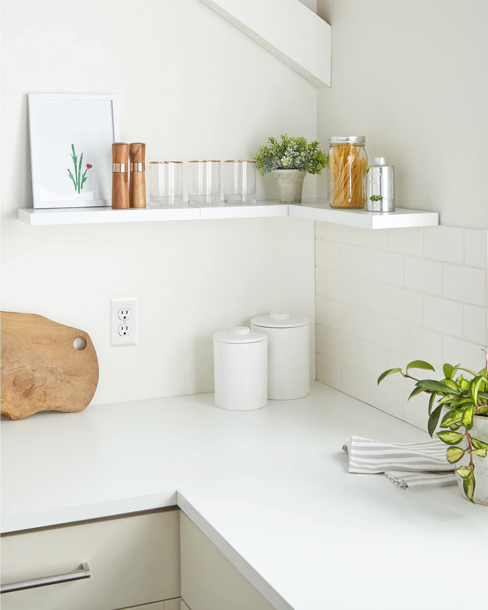 HAPOO 23.6 inch Wood Floating Shelves Wall Mounted Shelves, White, Set of 2