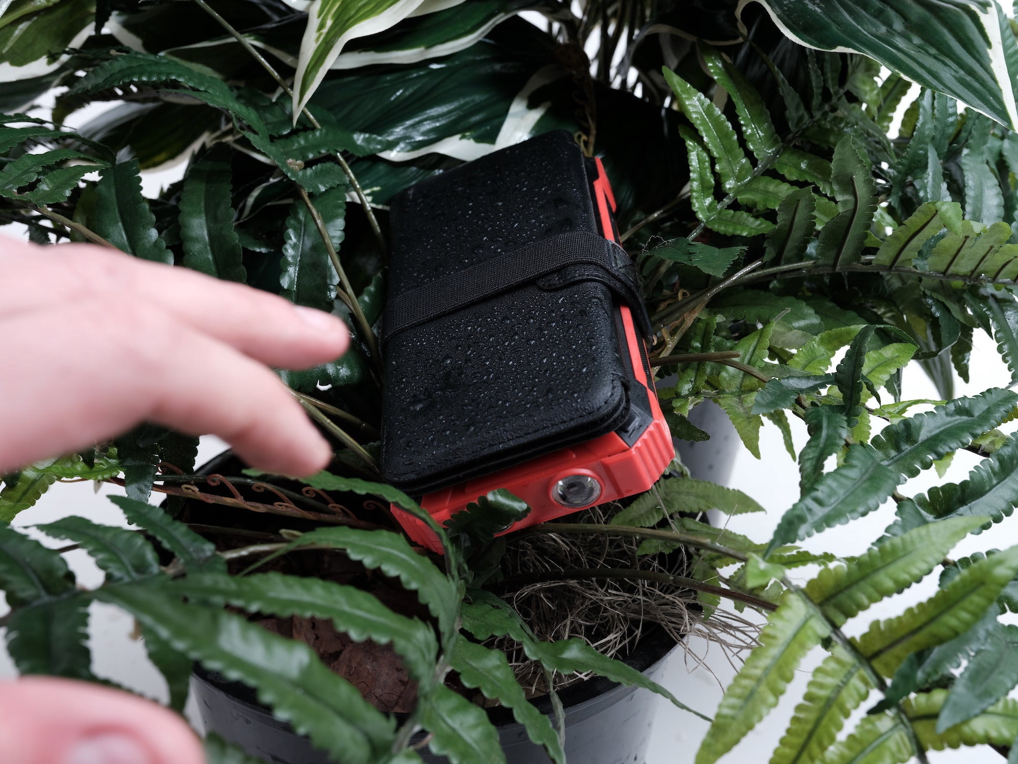 Power Friend - Solar Rechargeable Battery Bank
