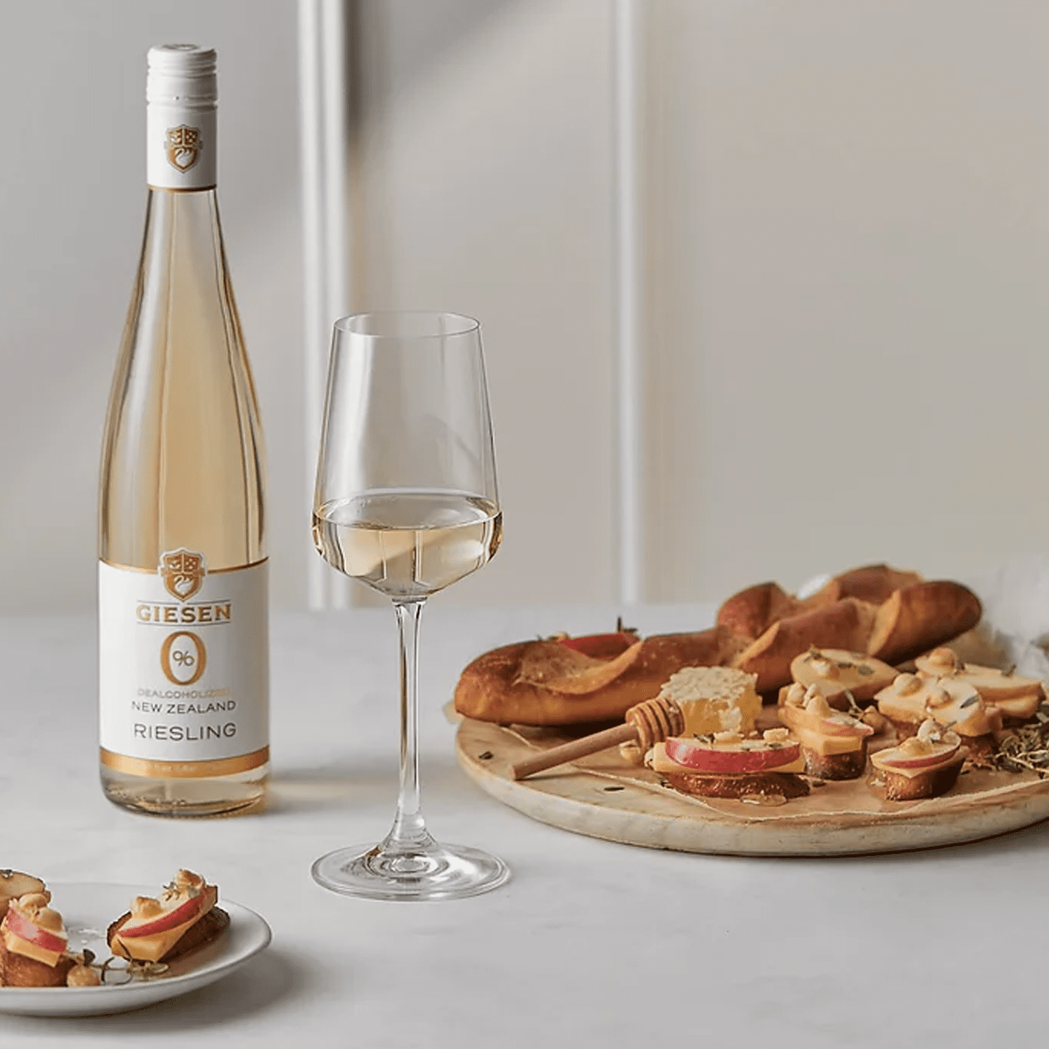 Giesen Non-Alcoholic Riesling - Premium Dealcoholized White Wine from New Zealand | 4 PACK