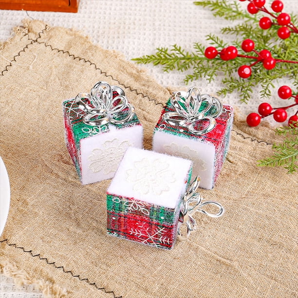 Juego de 3 Bolas Decorativas Navideñas de Espuma | Adornos Colgantes Ligeros Rojos y Blancos | Adornos Navideños de 5,9 Cm para Árboles de Navidad, Paredes, Mesas y Fiestas | Decoración Festiva Segur