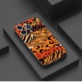 thumbnail image 3 of Mantenga su iPhone sano y salvo con esta funda de goma TPU a prueba de golpes para teléfono, 3 of 4