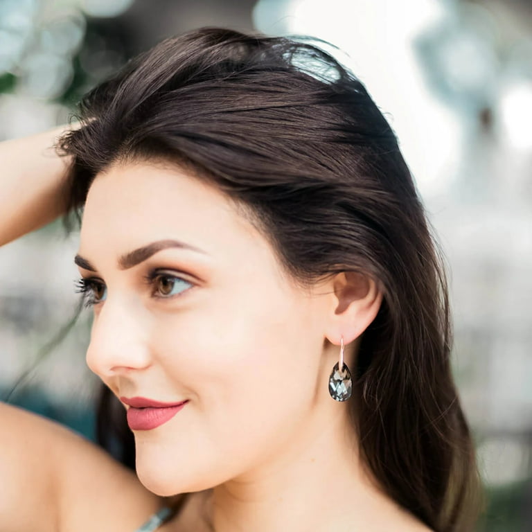 Black aurora drop earrings deals