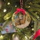 thumbnail image 2 of Adornos navideños divertidos, minicajas exprés divertidas, adornos de bola transparente, minicajas de regalo divertidas, adornos para árbol de Navidad, 2 of 5