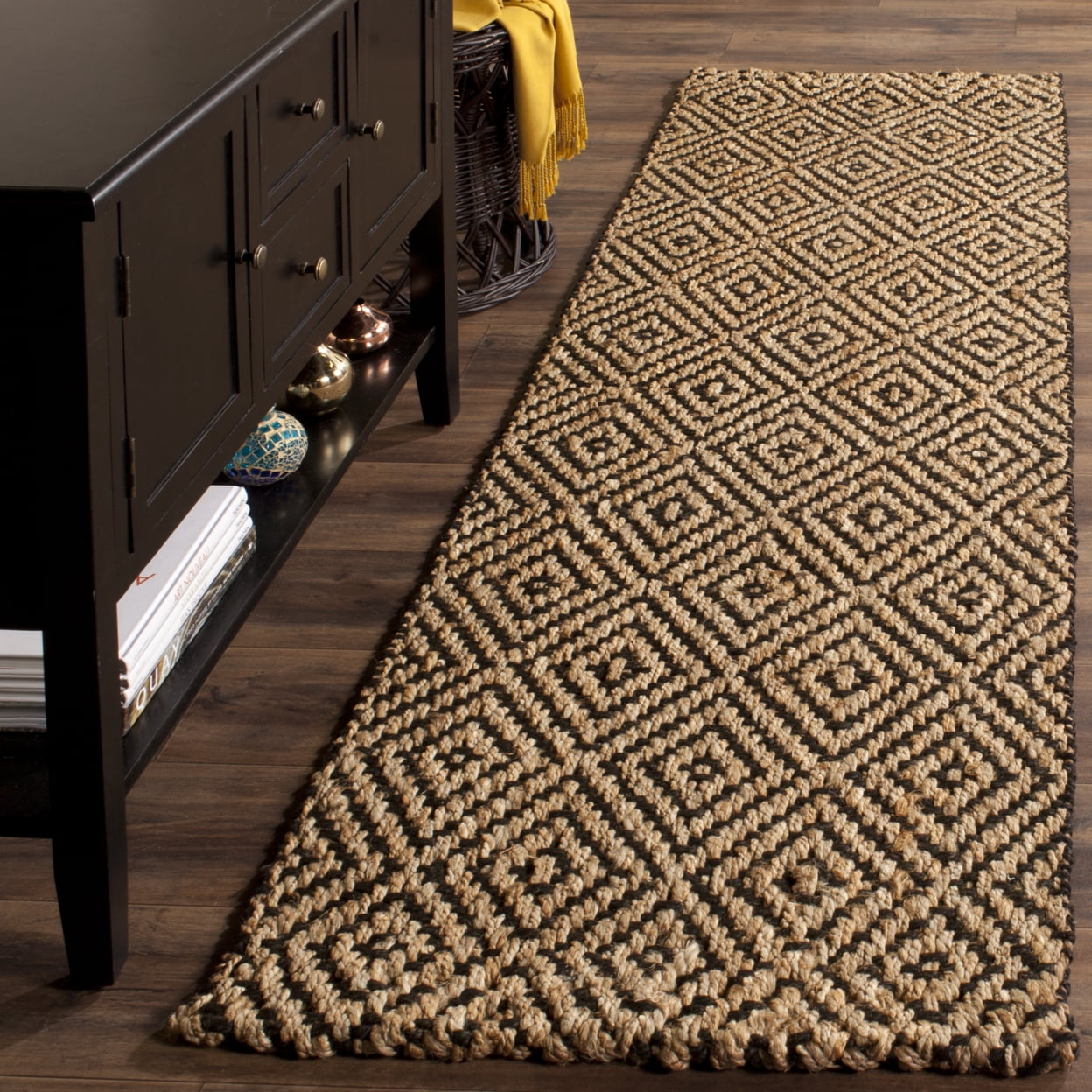 SAFAVIEH Natural Fiber Emory Geometric Jute Area Rug, Natural/Black, 7' x 7' Square